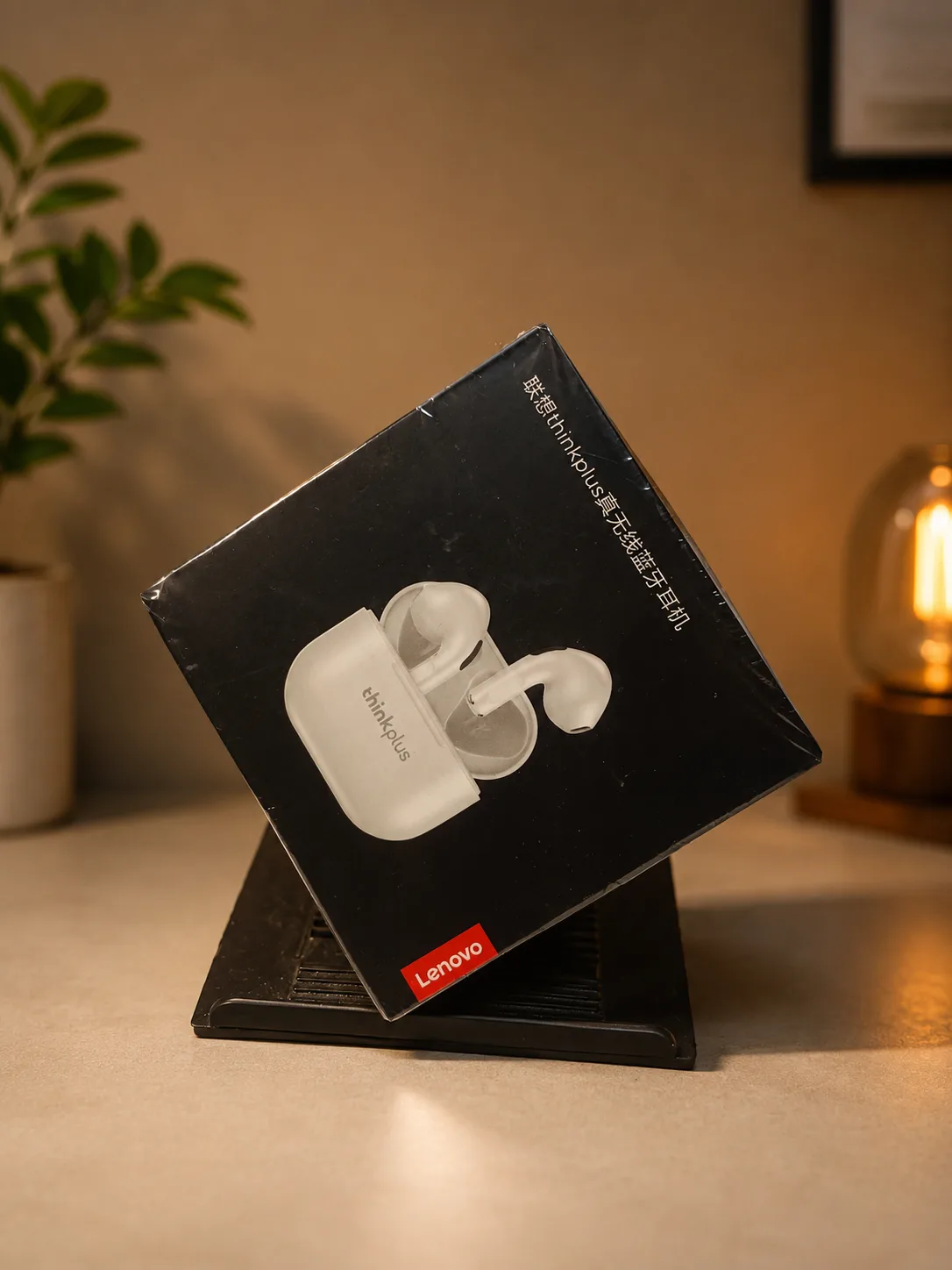 Lenovo LP40 Wireless Bluetooth Earbuds