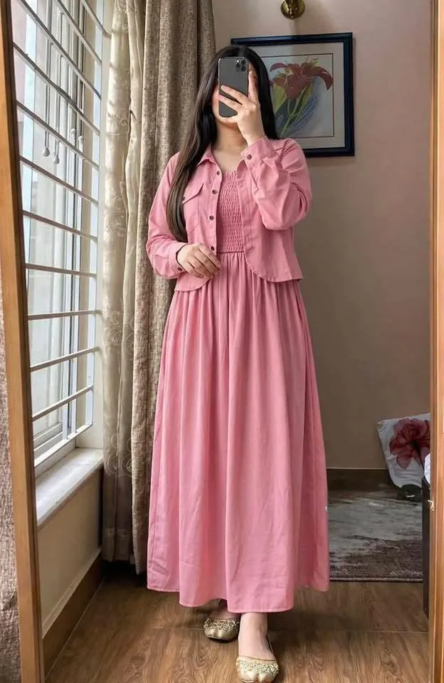 Georgette Two Piece Gown Set â Stylish Smoky Design
