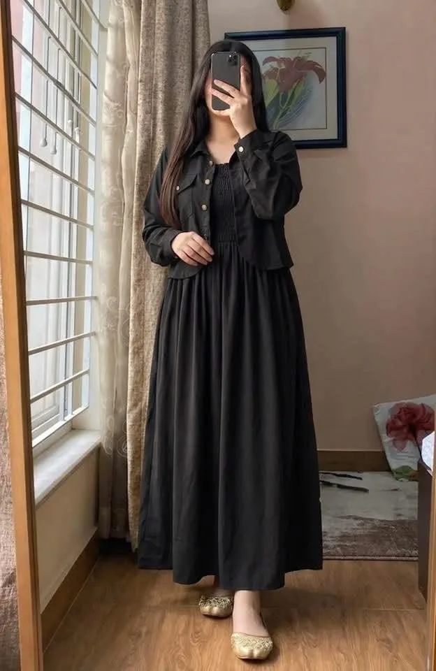 Georgette Two Piece Gown Set â Stylish Smoky Design