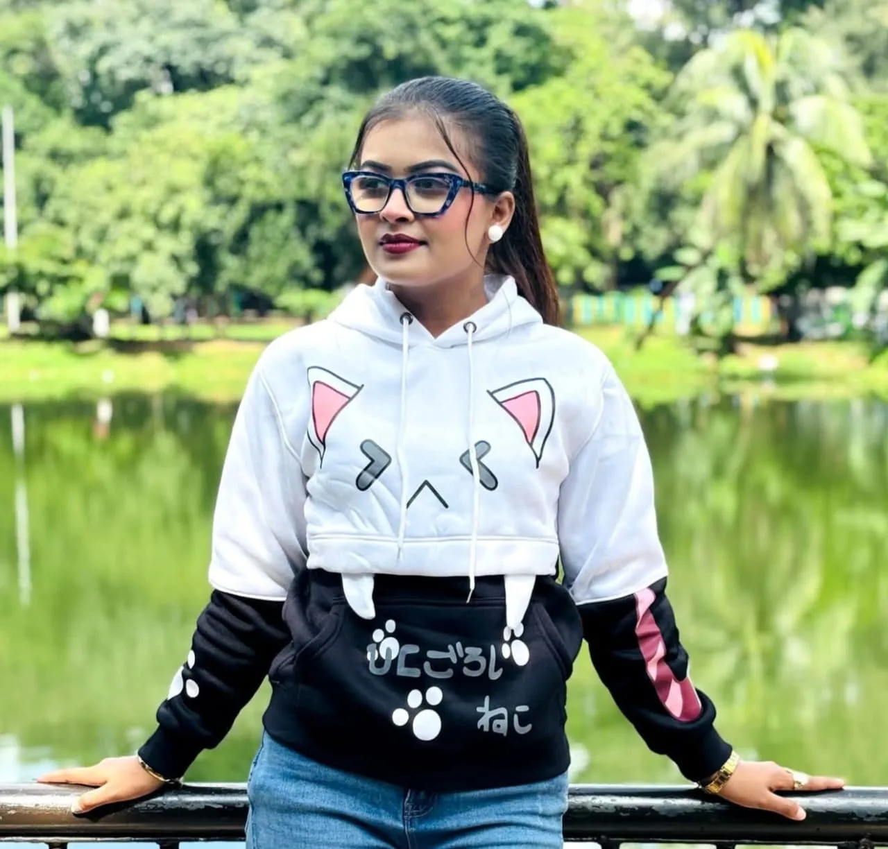 Premium Stylish Hoodie | BASE & VELVET (41)